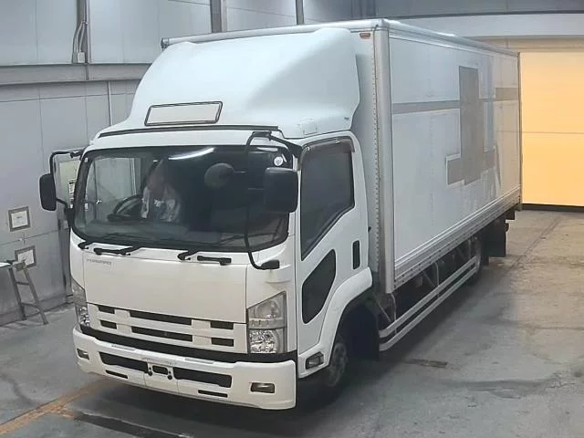 Isuzu Forward  с аукциона в Японии