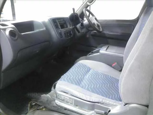 Nissan Caravan  с аукциона в Японии