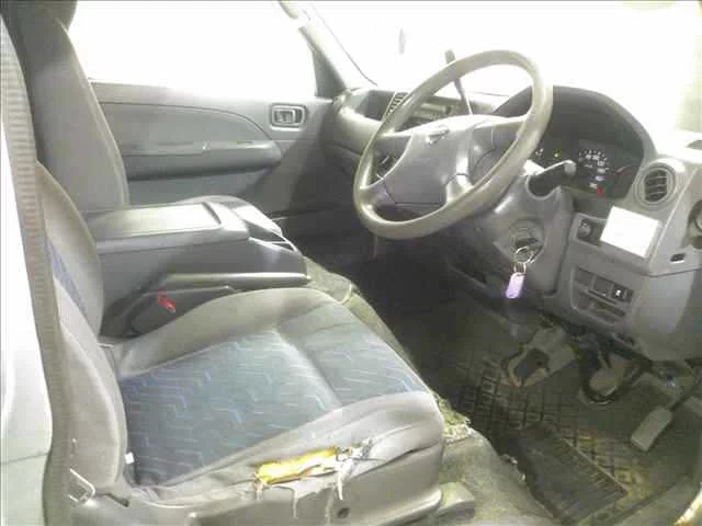 Nissan Caravan  с аукциона в Японии