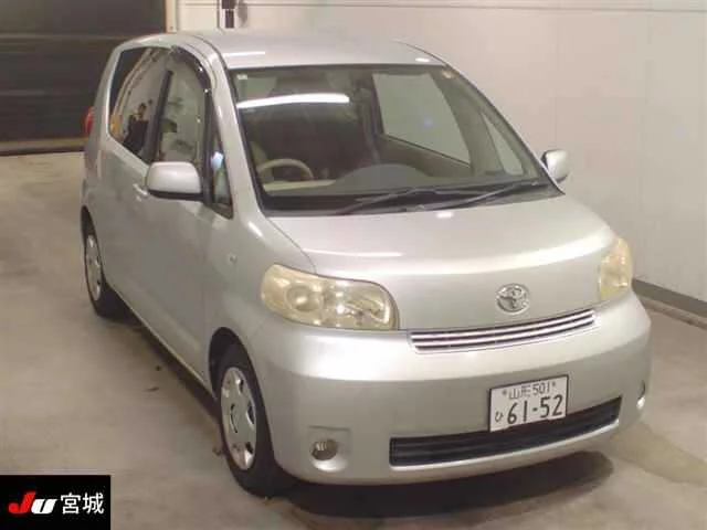 Toyota Porte  с аукциона в Японии