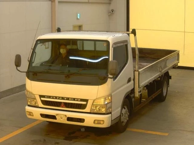 Mitsubishi Fuso Canter  с аукциона в Японии