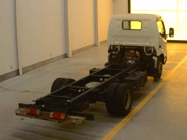 Hino Dutro  с аукциона в Японии