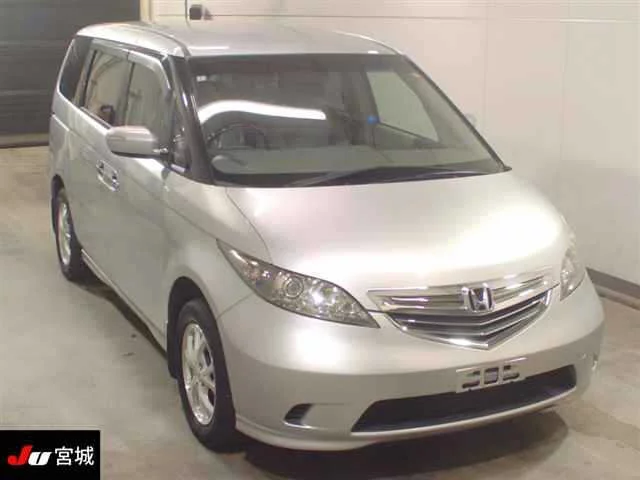 Honda Elysion  с аукциона в Японии