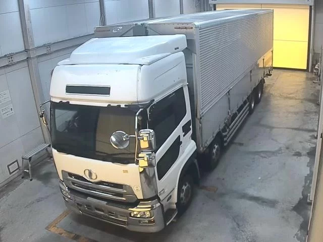 Nissan UD  с аукциона в Японии
