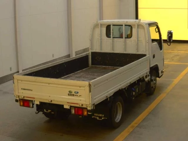 Isuzu Elf  с аукциона в Японии