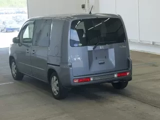 Honda Mobilio Spike