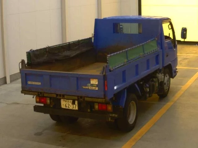 Isuzu Elf  с аукциона в Японии