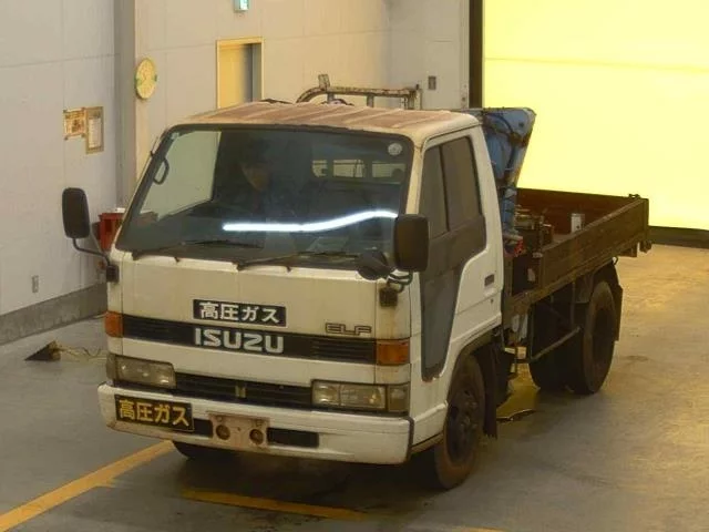 Isuzu Elf  с аукциона в Японии