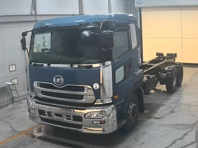 Nissan UD  с аукциона в Японии