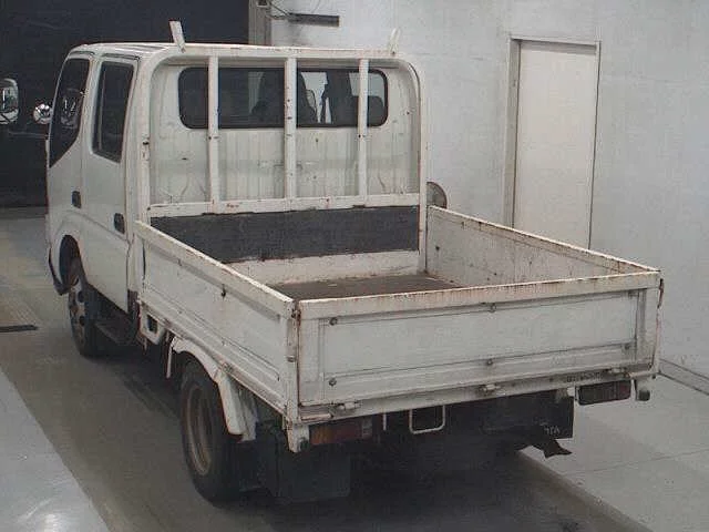 Toyota Dyna  с аукциона в Японии