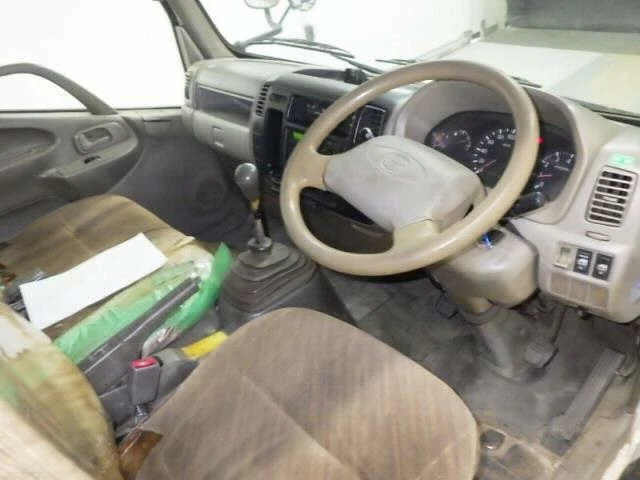 Toyota Dyna  с аукциона в Японии