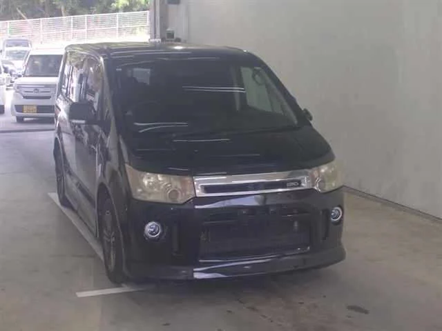 Mitsubishi Delica D:5  с аукциона в Японии