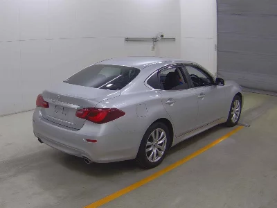 NISSAN FUGA