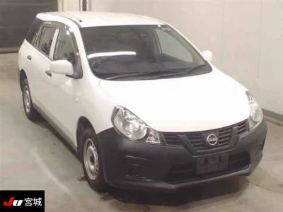 NISSAN AD VAN