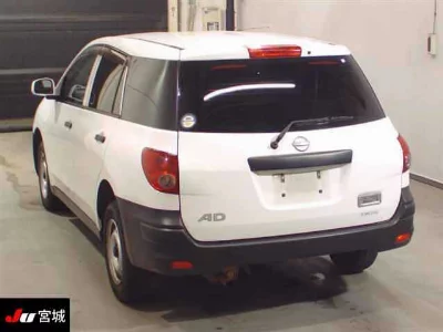 NISSAN AD VAN