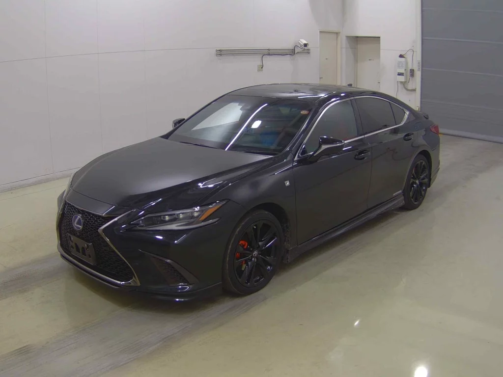 Lexus ES300h  с аукциона в Японии