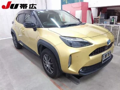 TOYOTA YARIS CROSS