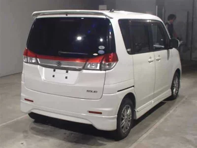 Suzuki Solio
