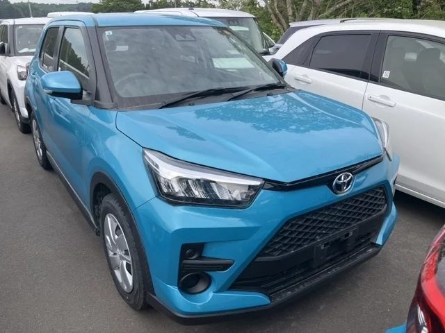 Toyota Raize  с аукциона в Японии