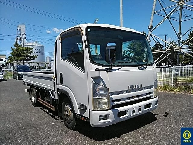 Isuzu Elf  с аукциона в Японии