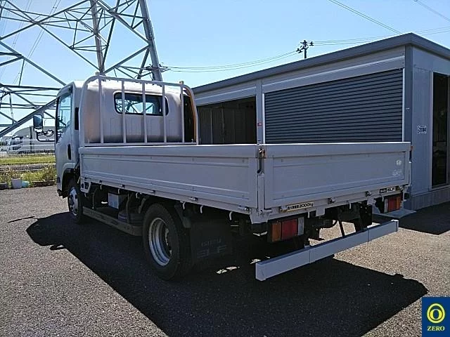 Isuzu Elf  с аукциона в Японии