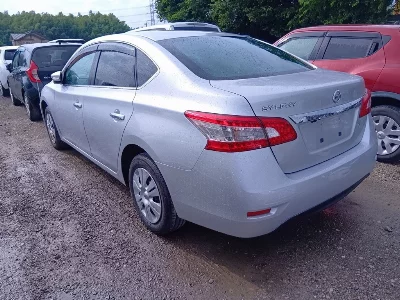 Nissan BLUEBIRD SYLPHY