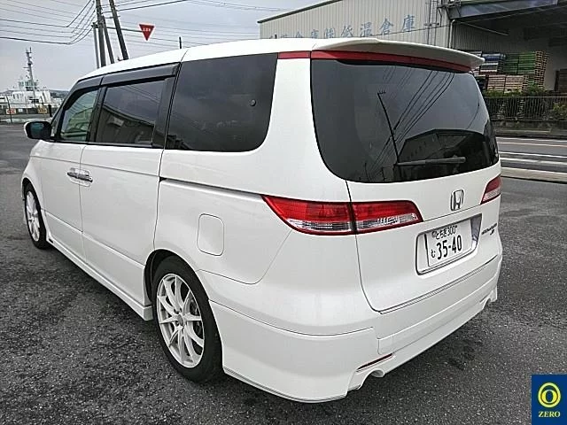 Honda Elysion  с аукциона в Японии