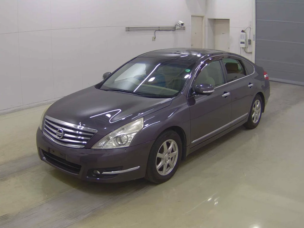 Nissan Teana  с аукциона в Японии