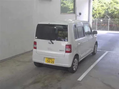 Daihatsu Move Conte