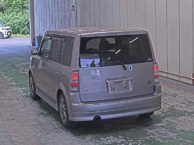 Toyota bB