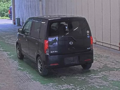 Nissan Otti