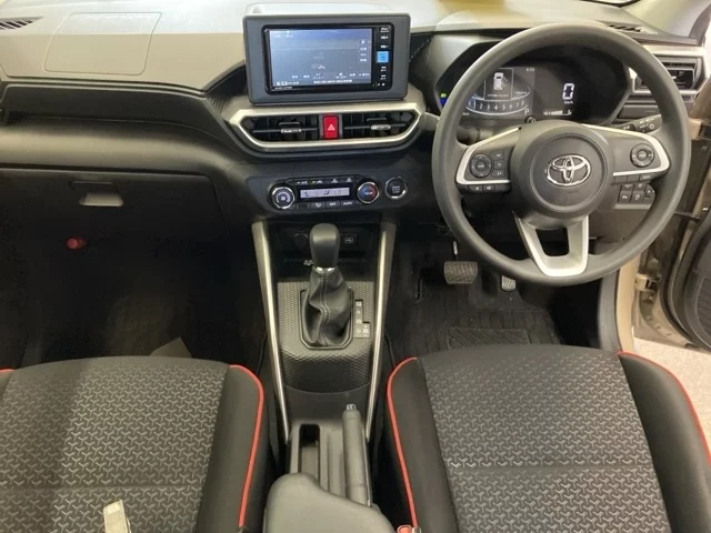 Toyota Raize  с аукциона в Японии