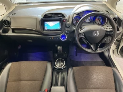 Honda FIT SHUTTLE HYBRID