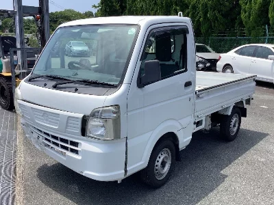 Nissan NT100 Clipper