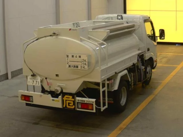 Hino Dutro  с аукциона в Японии