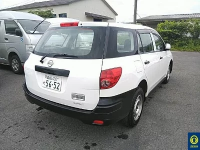 NISSAN AD VAN