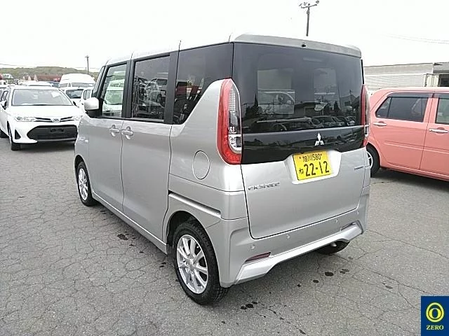 Mitsubishi eK X Space  с аукциона в Японии