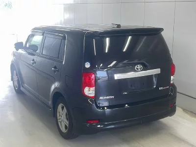Toyota Corolla Rumion