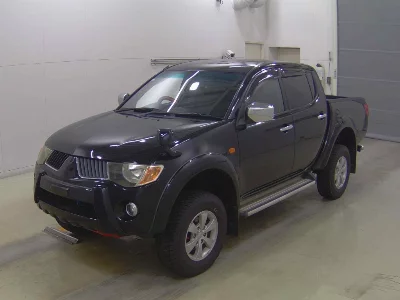 Mitsubishi Triton