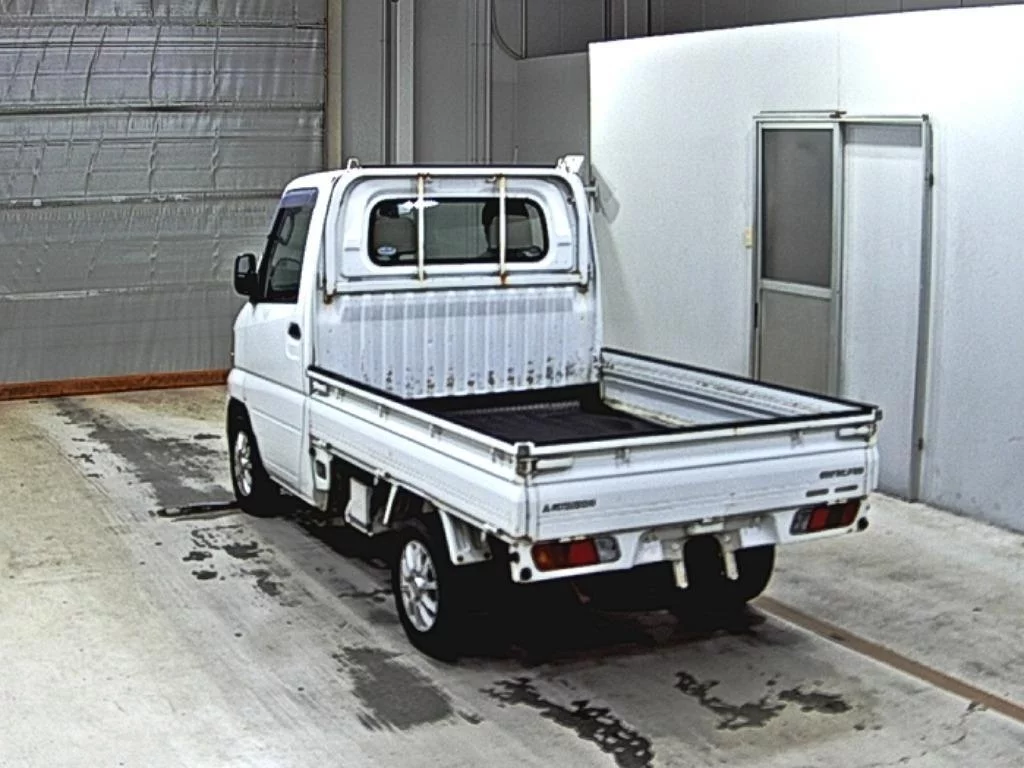 Mitsubishi Minicab Truck  с аукциона в Японии
