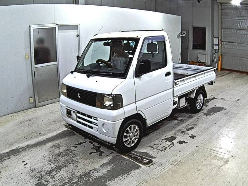 Mitsubishi Minicab Truck  с аукциона в Японии