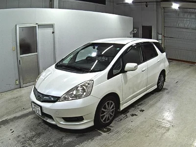 Honda FIT SHUTTLE HYBRID
