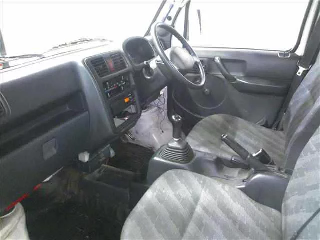 Suzuki CARRY  с аукциона в Японии