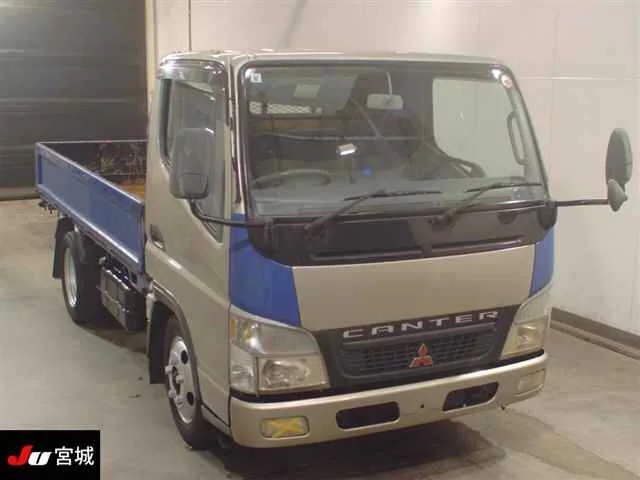 Mitsubishi Fuso Canter  с аукциона в Японии