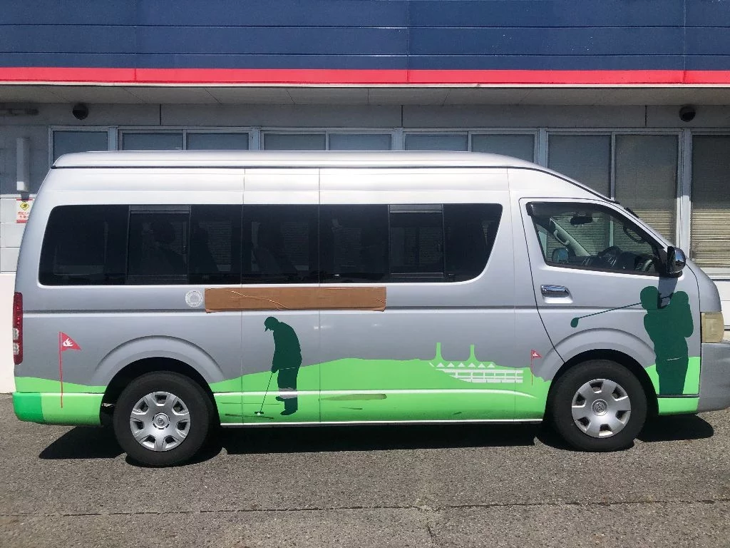 Toyota HiAce  с аукциона в Японии
