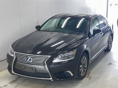 Lexus LS600h