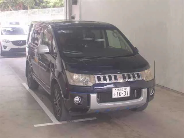 Mitsubishi Delica D:5  с аукциона в Японии