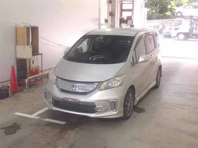Honda Freed  с аукциона в Японии