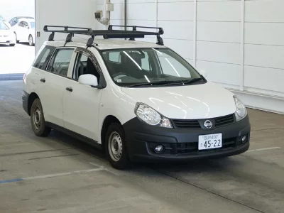 Nissan AD