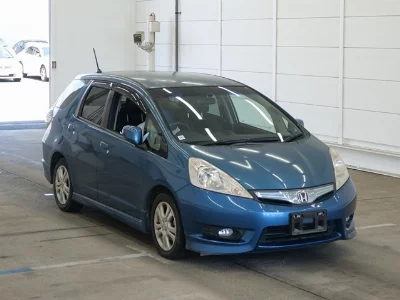 Honda FIT SHUTTLE HYBRID